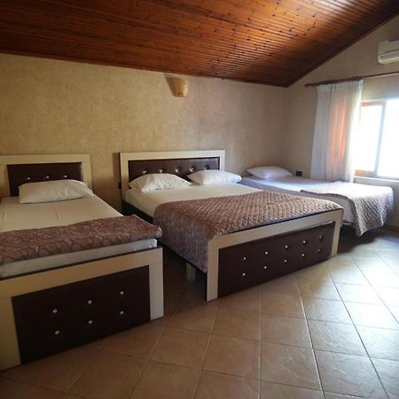 Alen Bar Hotel Tirana Eksteriør billede